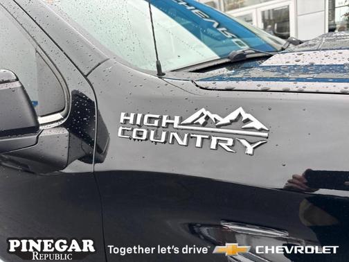 2020 Chevrolet Silverado 1500 High Country