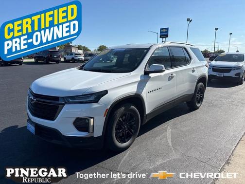 2023 Chevrolet Traverse LT Cloth