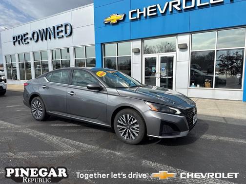 2023 Nissan Altima 2.5 SV