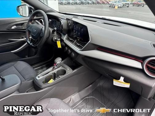 2025 Chevrolet Trax 1RS