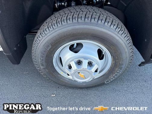 2026 Chevrolet Silverado 3500 WT