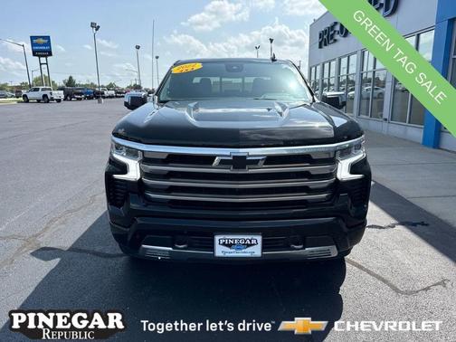 2022 Chevrolet Silverado 1500 High Country