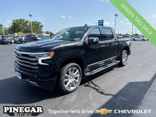 2022 Chevrolet Silverado 1500 High Country