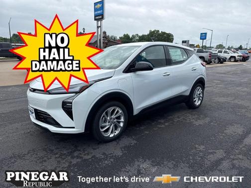 Summit White 2027 Chevrolet Bolt LT