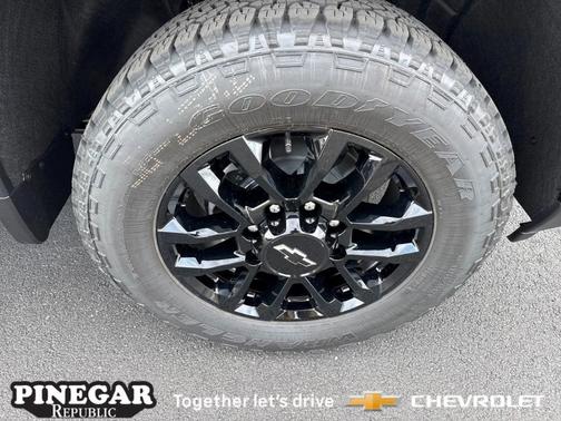 2026 Chevrolet Silverado 2500 Custom