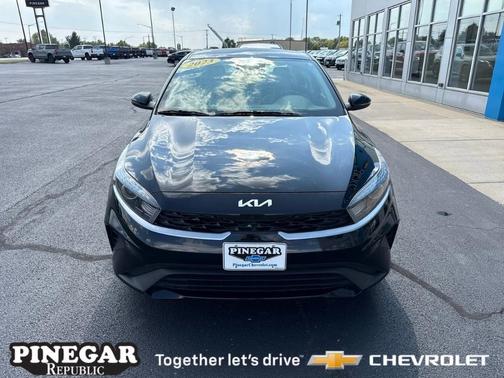 2023 Kia Forte LXS