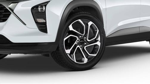 Summit White 2026 Chevrolet Trax 2RS