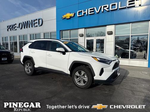 2024 Toyota RAV4 XLE