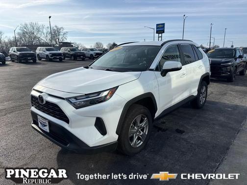2024 Toyota RAV4 XLE