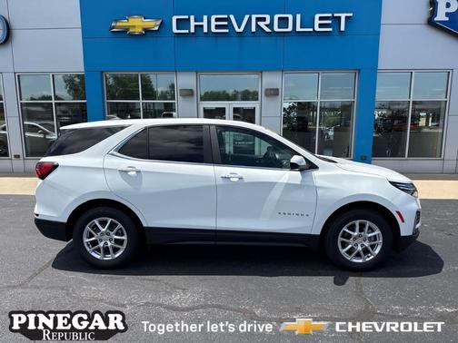 Summit White 2024 Chevrolet Equinox LT