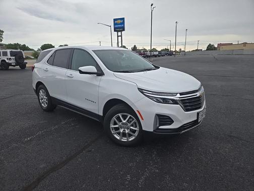 Summit White 2024 Chevrolet Equinox LT