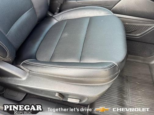 2020 Ford Escape Titanium Hybrid