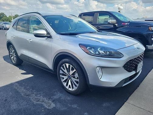 2020 Ford Escape Titanium Hybrid