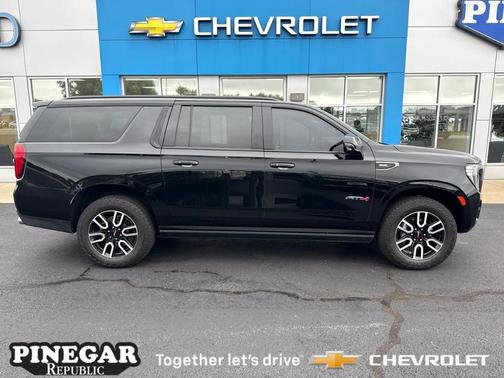 2024 GMC Yukon XL AT4