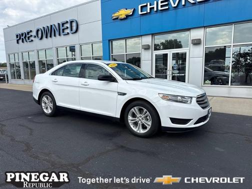 2018 Ford Taurus SE