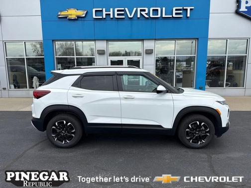 Summit White 2023 Chevrolet Trailblazer LT