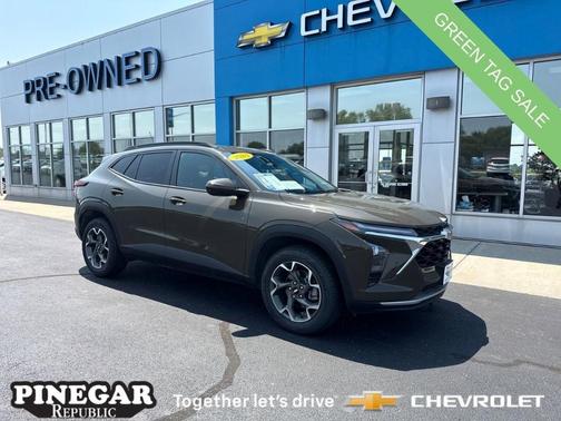 2024 Chevrolet Trax LT