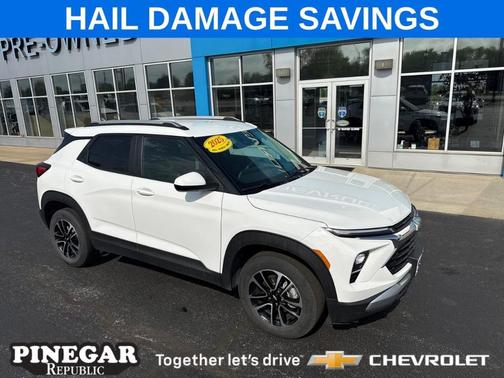 Summit White 2025 Chevrolet Trailblazer LT