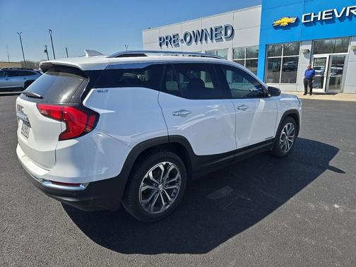 2020 GMC Terrain SLT
