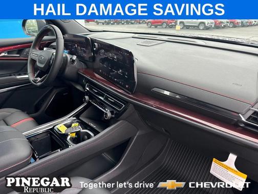 Mosaic Black Metallic 2026 Chevrolet Traverse RS