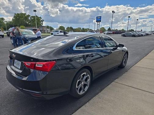 2024 Chevrolet Malibu LT