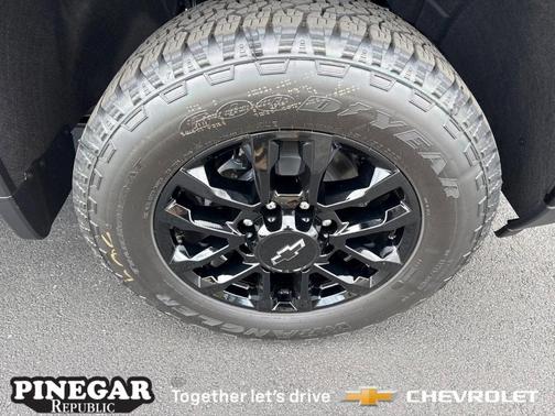 2026 Chevrolet Silverado 2500 Custom