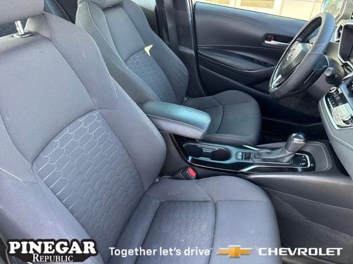 2021 Toyota Corolla Hatchback SE