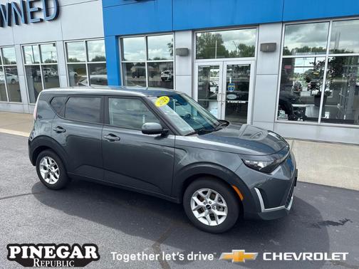 2024 Kia Soul LX