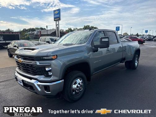 2026 Chevrolet Silverado 3500 LT