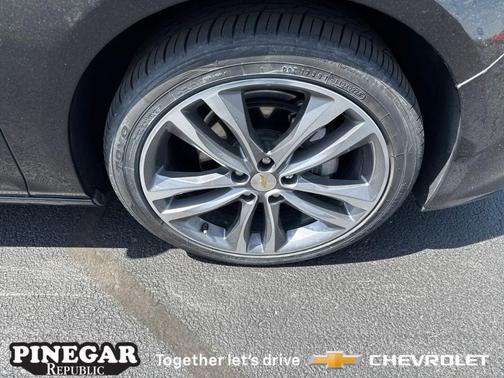 2024 Chevrolet Malibu 2LT