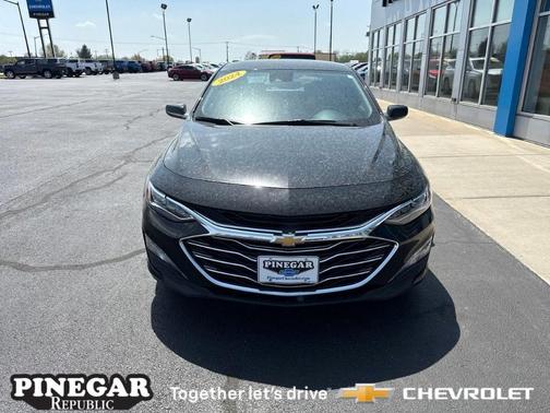 2024 Chevrolet Malibu 2LT