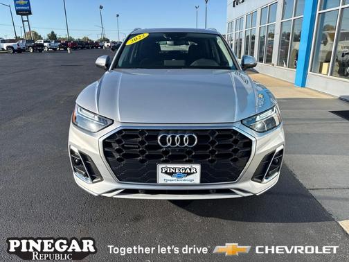2022 Audi Q5 45 S line Premium Plus