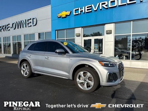 2022 Audi Q5 45 S line Premium Plus