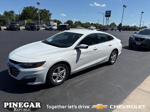 2024 Chevrolet Malibu LT