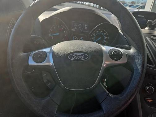 2015 Ford Escape S
