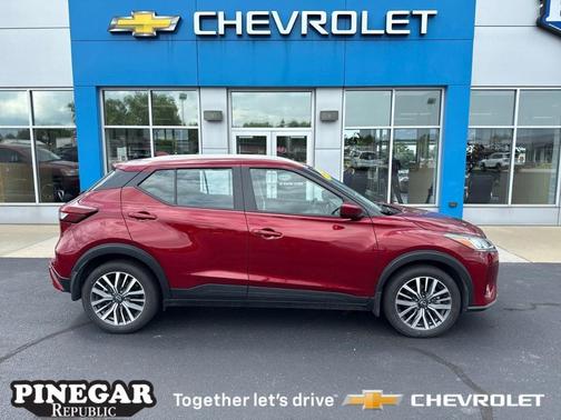 2023 Nissan Kicks SV