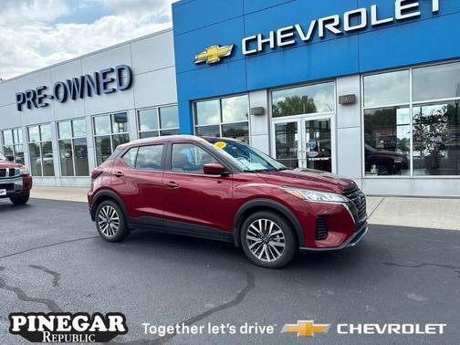 2023 Nissan Kicks SV