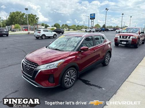 2023 Nissan Kicks SV