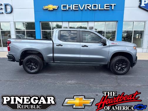 Satin Steel Metallic 2022 Chevrolet Silverado 1500 Limited Custom Trail Boss
