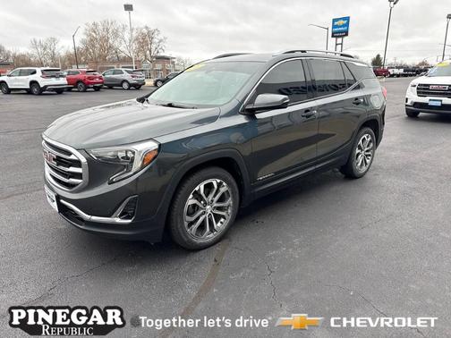 2020 GMC Terrain SLT