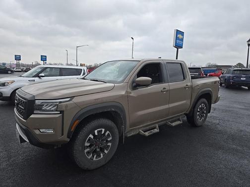 2024 Nissan Frontier PRO-4X