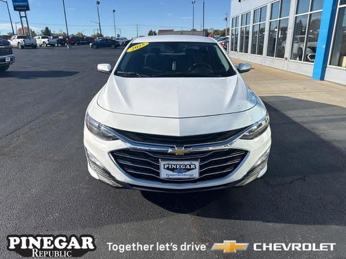 2025 Chevrolet Malibu LT