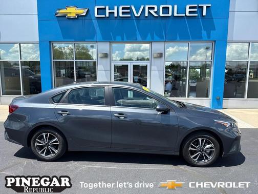 2024 Kia Forte LXS
