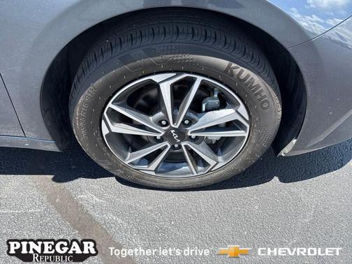2024 Kia Forte LXS