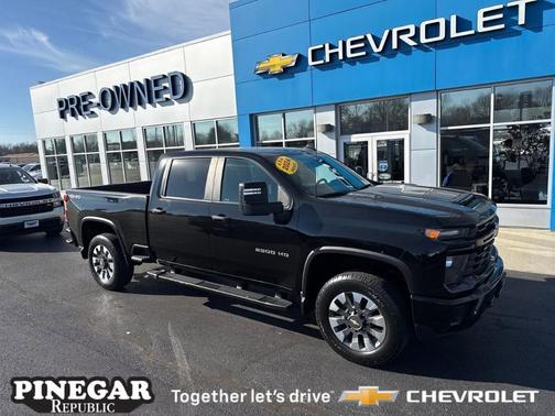 2024 Chevrolet Silverado 2500 Custom
