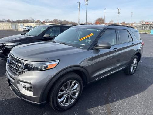 2023 Ford Explorer XLT