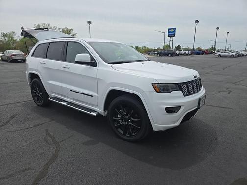2022 Jeep Grand Cherokee WK Laredo