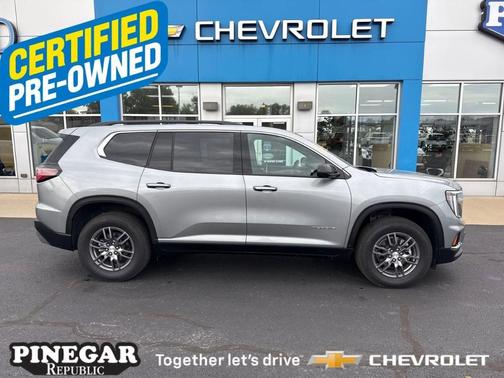 2025 GMC Acadia Elevation