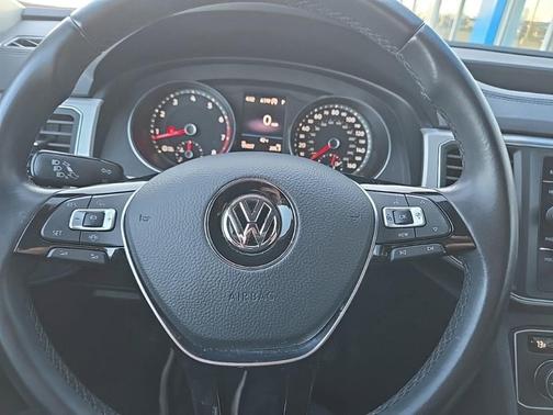 2019 Volkswagen Atlas 3.6L SE w/Technology