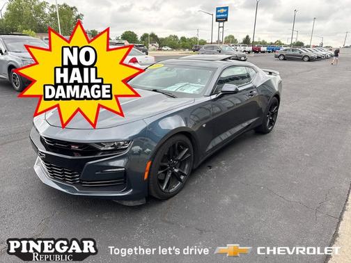 Shadow Gray Metallic 2019 Chevrolet Camaro 2SS